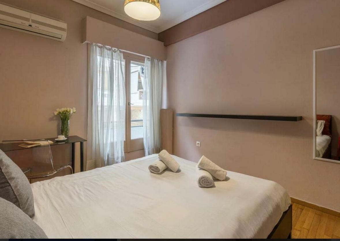 Holodek Apartments Ground & Semibasement Apartment Athens
